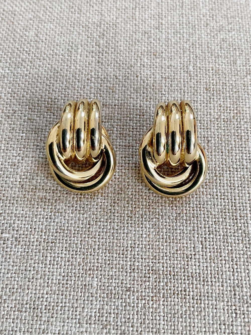 Vintage Gold Tone Knot Earrings Petite Sculptural Mid Century Modern